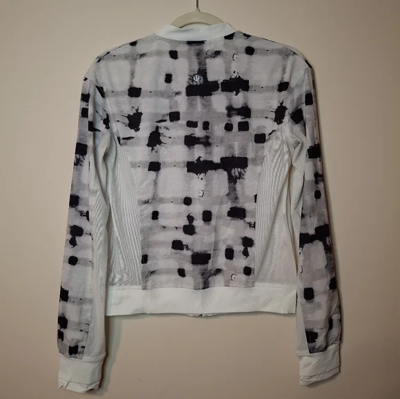 VEUC lululemon Swift Bomber Jacket - Picture 2 of 3